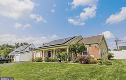 132 EDGE LANE, WILLINGBORO, NJ 08046
