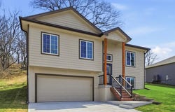 2407 N BROADWAY Street, COUNCIL BLUFFS, IA 51503