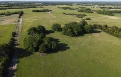 12 Crown View Drive, Prague, OK 74864