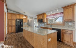 711 N 9th Street, Missouri Valley, IA 51555