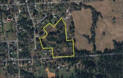 900 Brown Street, Paris, AR 72855