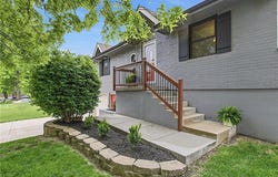 1128 NE Westwind Drive, Lee's Summit, MO 64086