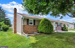 165 SHERRY DRIVE, MCSHERRYSTOWN, PA 17344