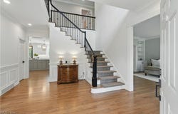 10 High Point Lane, Bentleyville, OH 44022