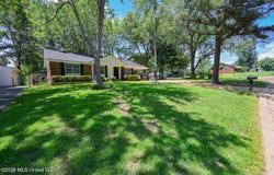 1554 Brookhaven Drive, Southaven, MS 38671