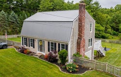 405 School St, Pembroke, MA 02359