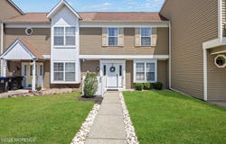 32 Crandall Drive, East Brunswick, NJ 08816