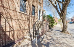 385 South Upper Street, Lexington, KY 40508