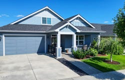3499 W Versailles Dr, Coeur d'Alene, ID 83815