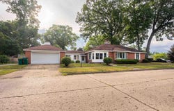 808 Webster Street, Mishawaka, IN 46545