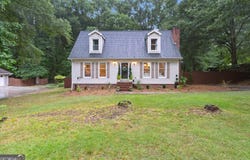 237 Lavern, Winder, GA 30680