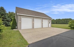 2191 W Linco Road, Stevensville, MI 49127