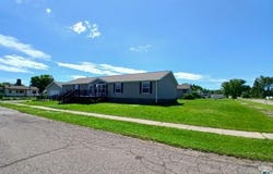 1325 96th Ave W, Duluth, MN 55808