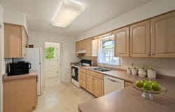 4830 Westfield Rd, Mequon, WI 53092