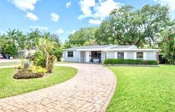 1100 N 31st Ct, Hollywood, FL 33021
