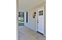 42 N Locust Street, Mechanicsburg, OH 43044