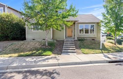 333 Clearview Drive, Talent, OR 97540