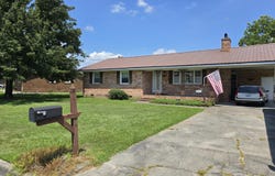 3927 Winchester Drive, Ayden, NC 28513