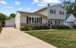 7520 Goldenrod Drive, Mentor on the Lake, OH 44060