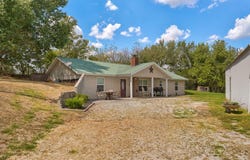 3127 State Highway A, Crane, MO 65633