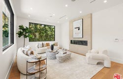 2565 Patricia Ave, Los Angeles, CA 90064