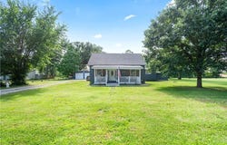 101 N Ohio Street, Oswego, KS 67356