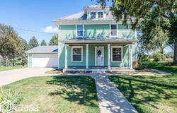 2130 PARK Street, Elk Horn, IA 51531