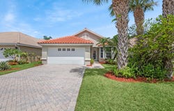 624 SW Saint Thomas Cove, Port Saint Lucie, FL 34986