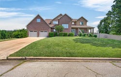 106 Bruce Drive, Saint Robert, MO 65584