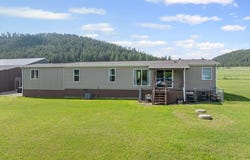 12 Brush Hollow Dr., Hulett, WY 82720