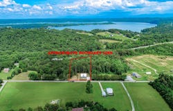 1056 Old Newport Hwy, Dandridge, TN 37725