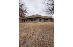 2244 Rd 3300, Deweese, NE 68934