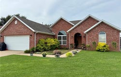 4102  SW Fieldstone  BLVD, Bentonville, AR 72712