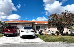 5809 NW 86th Ter, Tamarac, FL 33321