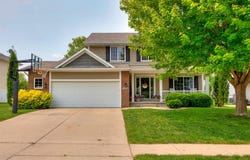1820 SE Prairie Creek Drive, Waukee, IA 50263
