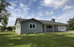 38w715 Huntley Road, West Dundee, IL 60118
