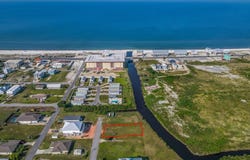 205 Arkansas Dr, Mexico Beach, FL 32456