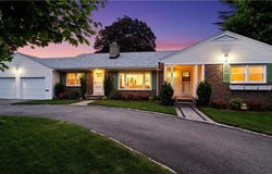 141 Weetamoe Drive, Warwick, RI 02888