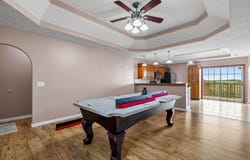 107 W Summit Street, Aurora, MO 65605