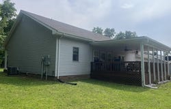 539 E Clay St, Clinton, KY 42031-1229