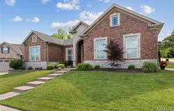 212 Harbor View, Fenton, MO 63026