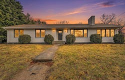 5401 Warwood Dr, Roanoke, VA 24018