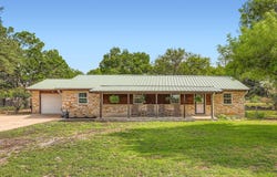 227 Crest Circle DR, San Marcos, TX 78666