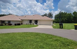 8 Oakwood Ct, Lake Placid, FL 33852