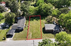 Strawberry St., Marion, SC 29571