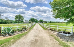 1681 Union Road, Madisonville, TX 77864