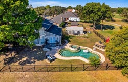 734 Kiowa Drive W, Gainesville, TX 76240