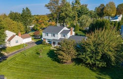26 CARRIAGE HOUSE Drive, SOUTHAMPTON, PA 18966