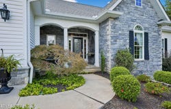102 Tahlequah Lane, Loudon, TN 37774