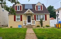 3215 COOPER AVENUE, PENNSAUKEN, NJ 08109